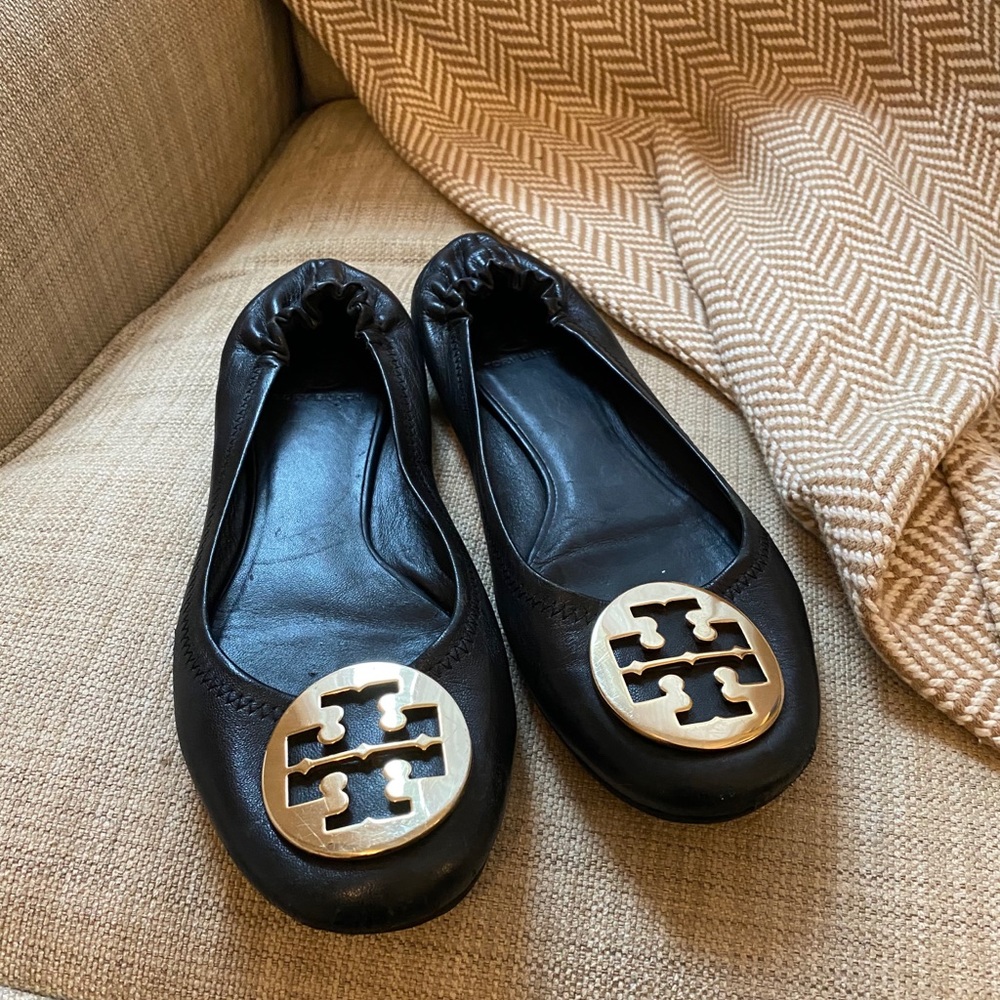 Tory Burch black and gold flats